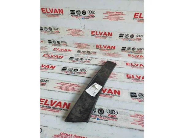 1K8805946 | Arka Bagaj Çıtası VAG