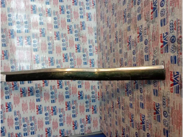 3B0853515C | VW Passat Sol Ön Kapı Çıtası VAG
