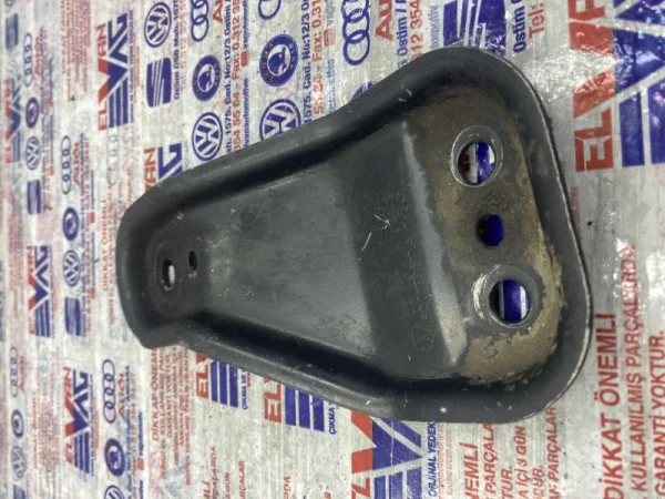 6Q0199517A | Sol Salıncak Bağlantı Braketi | VW Polo - Audi A1 - Seat Ibiza VAG