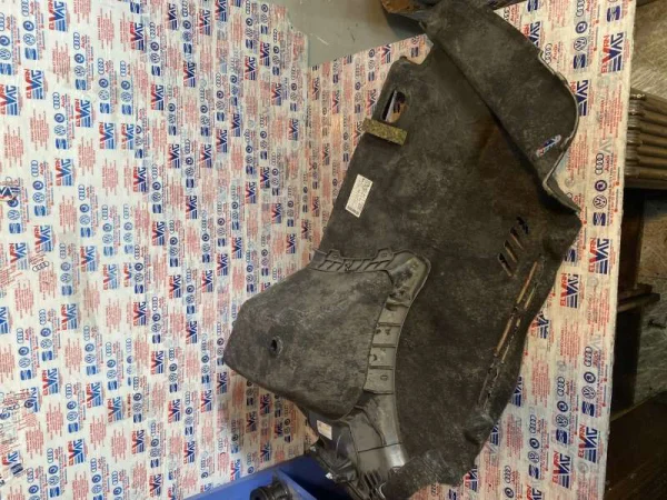 8V5863887S | Audi A3 Bagaj Yan Döşeme Paneli VAG