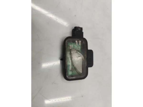 3G0945292A | VW Passat Led Sağ Ayna Altı Aydınlatma Lambası VAG