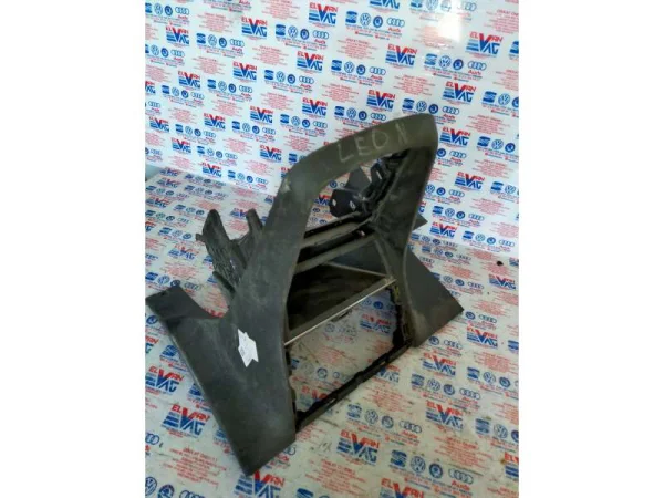5F1863680C | Seat Leon Orta Konsol Kaplaması VAG