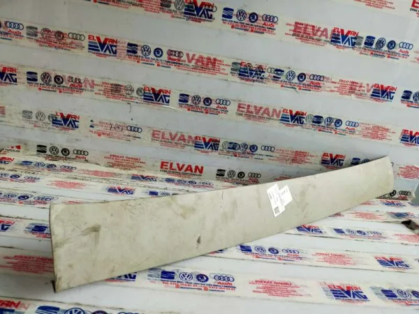 6L6867617J | Seat Ibiza Bagaj Kapağı İç Döşemesi VAG