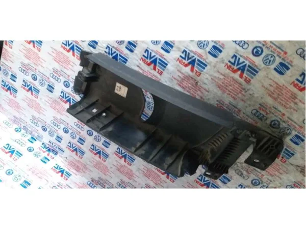 1K8867244C | VW Scirocco Sağ Üst B Direği Kaplaması VAG