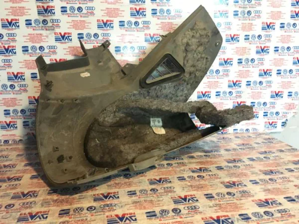 7H1858947 | VW Transporter Alt Göğüs Trim Paneli VAG