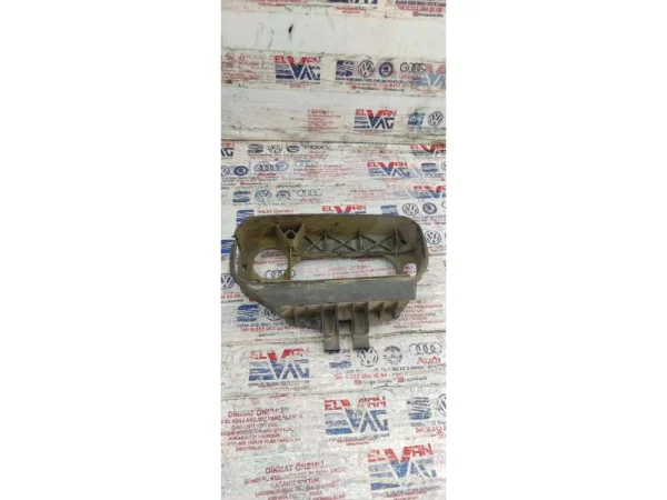 2K0827526 | VW Caddy Bagaj Kilit Tutamağı VAG