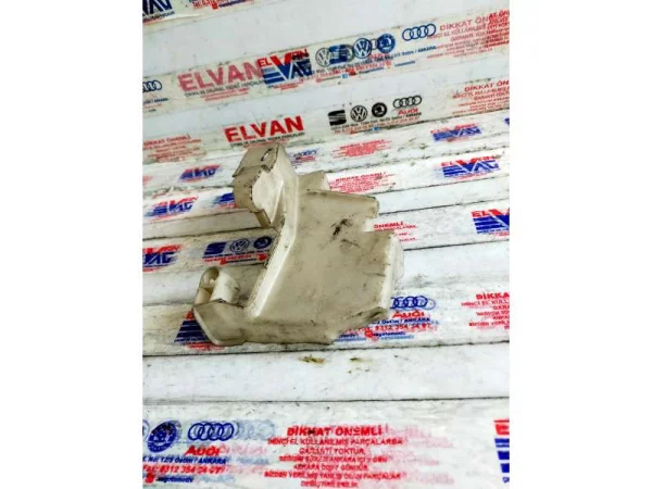 3B0837349A | Kapı Kilit Silindir Kapağı | VW Passat - Skoda Superb VAG