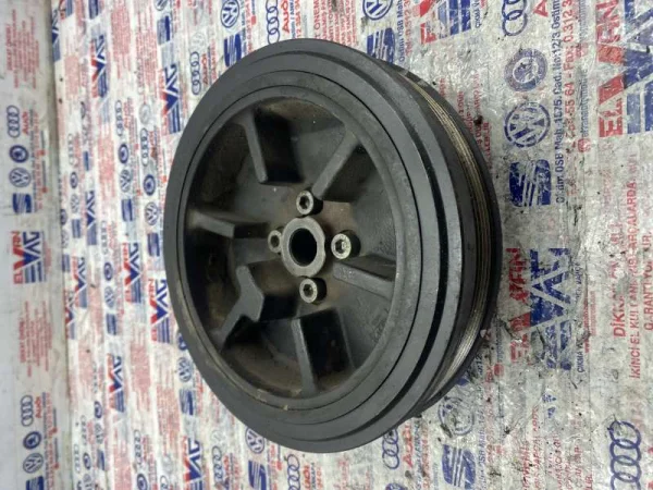 074105243D | Krank Kasnağı | VW Transporter - Audi 100 Serisi VAG