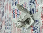 7N0831401A | Sol Ön Kapı Menteşesi | VW Passat, Polo, Scirocco - Seat Alhambra - Skoda Octavia - 1