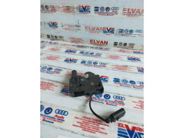 81A823509A | Audi Q2 Kaput Kilidi VAG