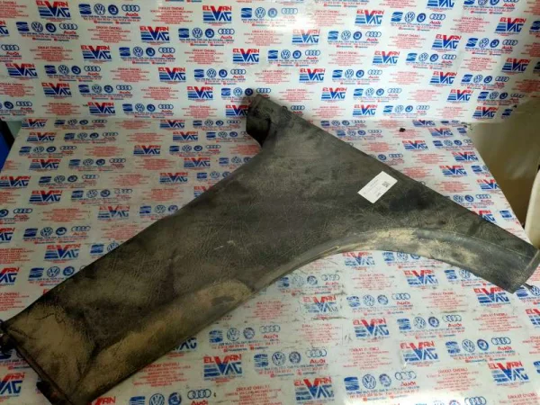 4D2867244A | Sağ Dış B Sütunu Kaplaması VAG