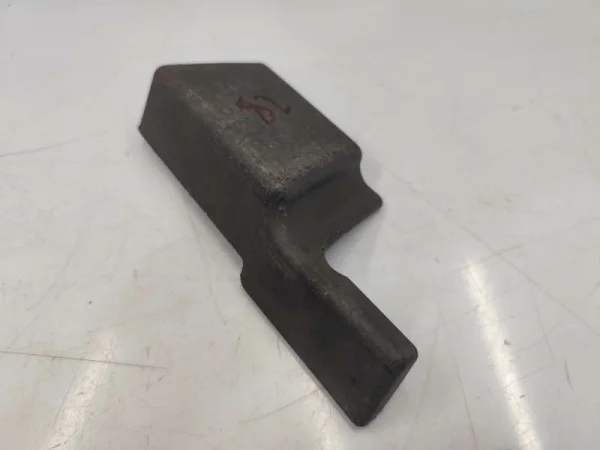 8L0881349B | Koltuk Ray Kapağı | Audi A3, A6 VAG