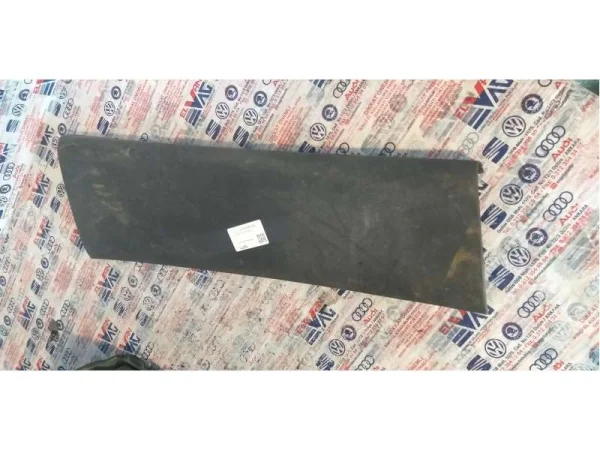 2K0867292 | Sağ Orta Direk Alt Kaplama Plastiği VAG