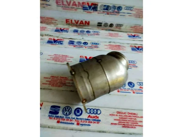 04L131111L | Turbo Hava Giriş Hortumu | VW Passat, Tiguan, Touran - Seat Ateca - Skoda Superb VAG