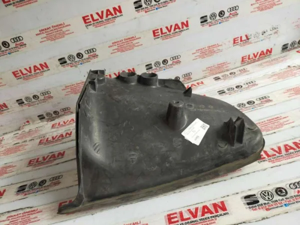 7L5121333C | Sol Ön Hava Kanalı VAG