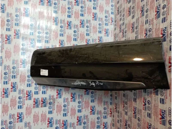 5N0854950C | VW Tiguan Sağ Arka Kapı Çıtası VAG