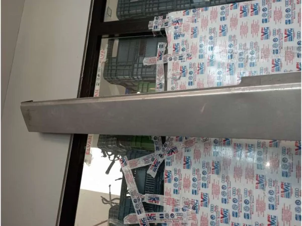 7H3843796G | VW Transporter Sürgülü Sağ Kapı Ray Kapağı VAG