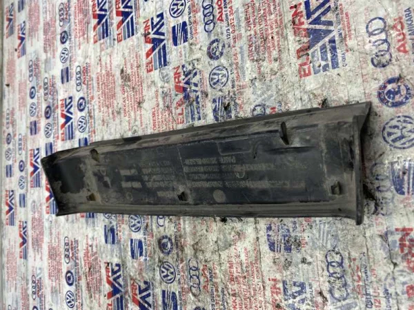 2K0945095E | VW Caddy Sol Arka Stop Lambası VAG
