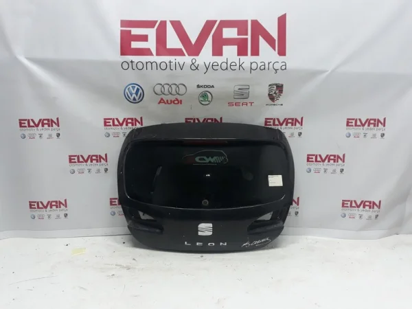 1P0827024 | Seat Leon Arka Bagaj Kapağı VAG