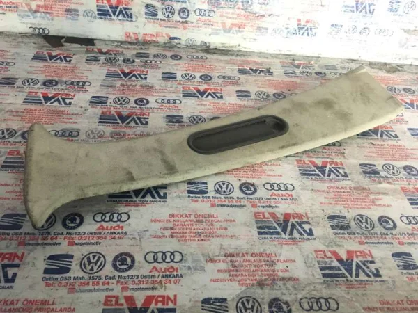 6N4867281 | VW Polo Sol Orta Üst Direk İç Kaplaması VAG