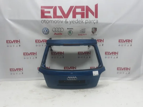 8P3827023AC | Audi A3 Arka Bagaj Kapağı VAG