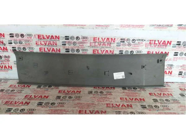 8L3867839 | Audi A3 Arka Tavan Döşeme Kaplaması VAG