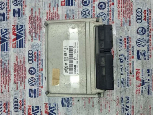 8D0906018G | VW Passat Motor Beyni VAG