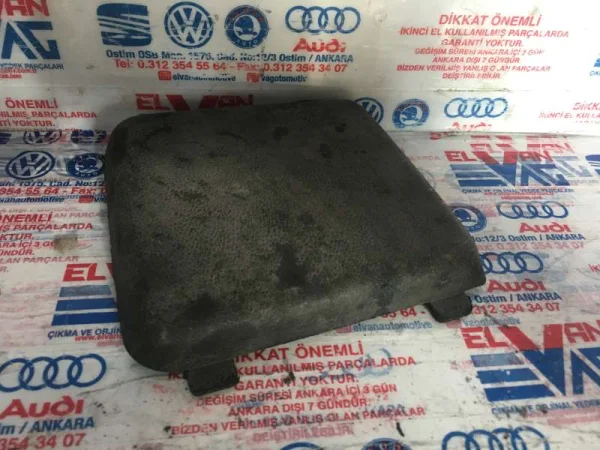 1M5867658 | Seat Leon Bagaj Kapağı İç Döşemesi VAG