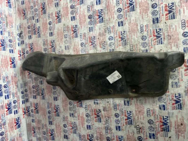 1P0853969 | Seat Leon Sol Çamurluk Davlumbazı VAG