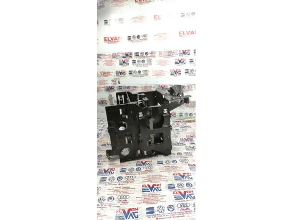 4F0035209C | Amfi Bağlantı Braketi VAG