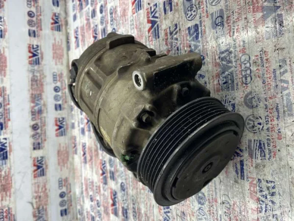7P0820803D | VW Touareg Klima Kompresörü VAG