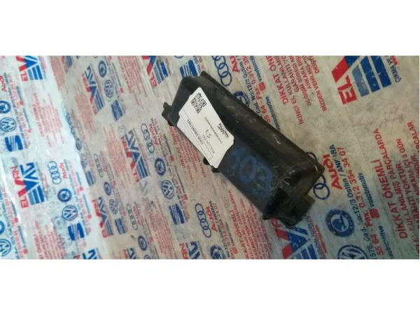 3B0857962 | VW Passat Arka Küllük VAG