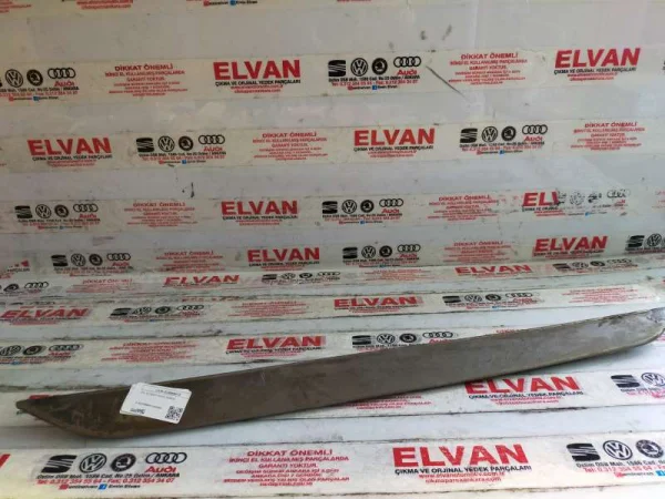 3C8868072 | Sağ Ön Kapı İç Döşemesi VAG