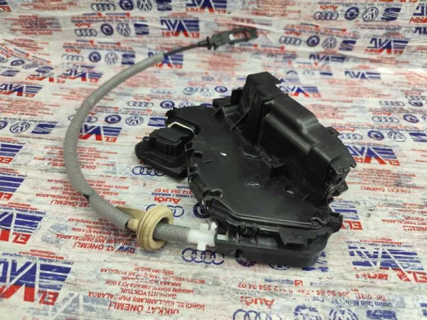 3G0839085L | VW Passat Arka Sağ İç Açma Kapı Teli VAG