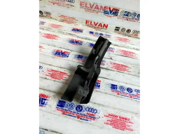 8R0807278 | Audi Q5 Sağ Tampon Tutucusu VAG