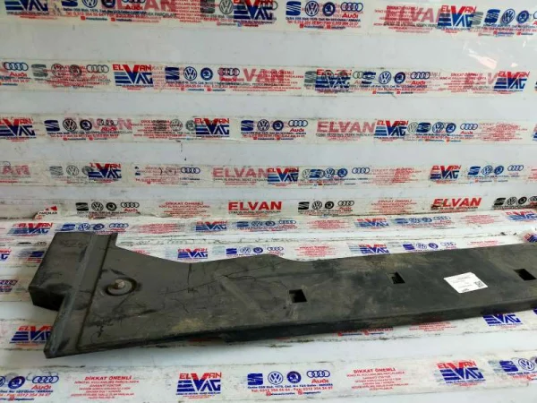8T0863373 | Bagaj İç Kaplaması | Audi A4, A5 VAG
