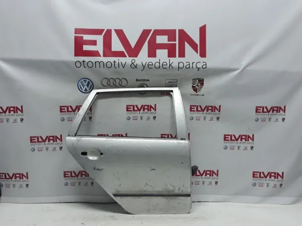 6Y9833056 | Skoda Fabia Sağ Arka Kapı VAG