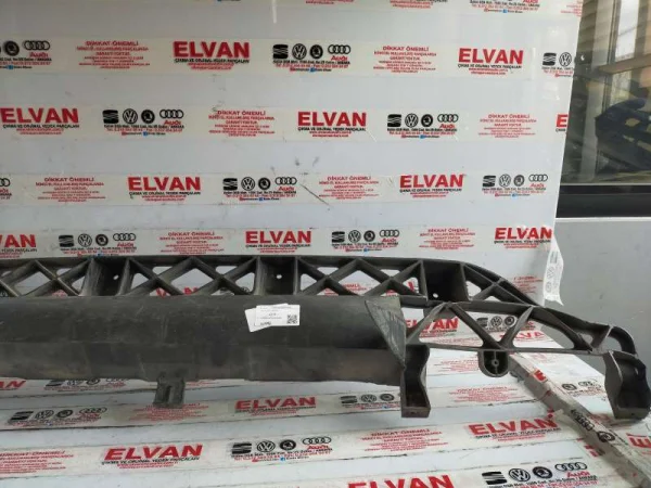 4L0807329 | Audi Q7 Arka Tampon Braketi VAG