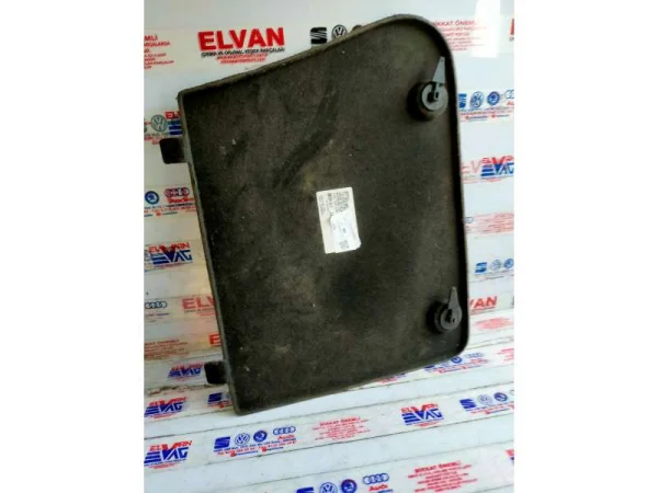 3T5868885D | Skoda Superb Bagaj Yan Döşemesi VAG