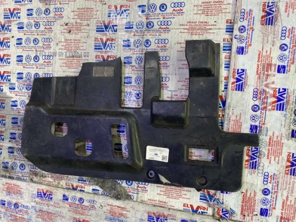7L6815173G | VW Touareg Alt Göğüs Trim Çıtası VAG