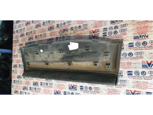 5N0854950A | VW Tiguan Arka Sağ Kapı Çıtası VAG