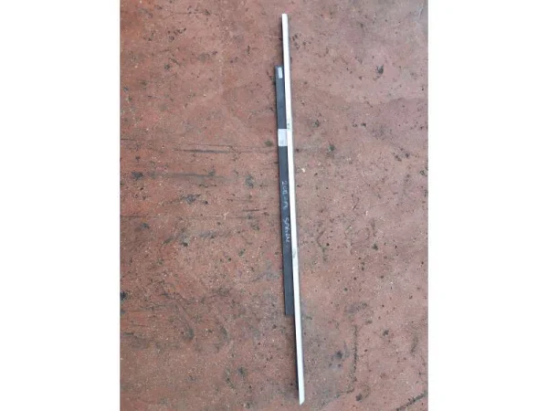 4G0853284 | Audi A6 Sağ Ön Cam Sıyırıcı Fitili VAG
