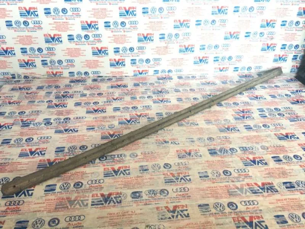 6N4853516A | VW Polo Sağ Ön Kapı Çıtası VAG