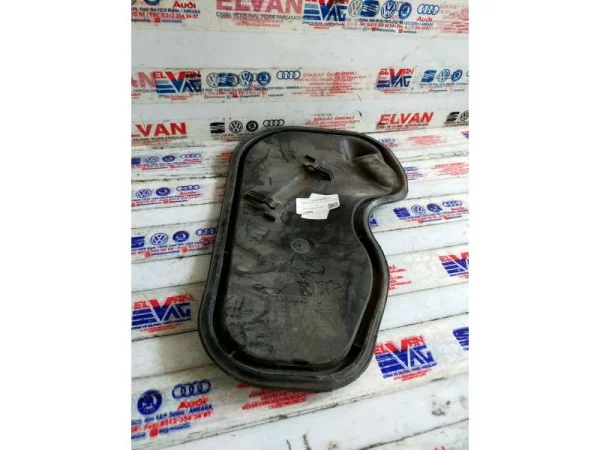 6R4839916F | Arka Sağ Yan Kapı Kaplaması VAG