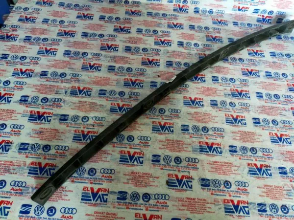 6R6807863A | VW Polo Arka Tampon Orta Braketi VAG