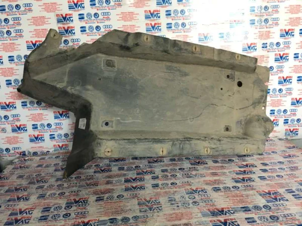 7H0825337B | VW Transporter Alt Muhafaza Sacı VAG