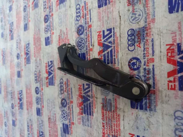 7H0843414C | VW Transporter Sürgülü Sağ Kapı Sabitleyicisi VAG