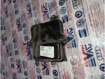 7H0907300 | VW Transporter Sigorta Kutusu Kapağı - 2