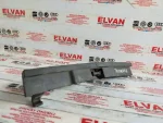7L6864225B | VW Touareg Bagaj Taban Destek Braketi - 1