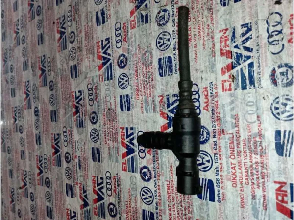 1K0721468A | Debriyaj Üst Merkezi T Parçası | VW Caddy, Eos - Audi A3, TT - Seat Altea, Leon VAG